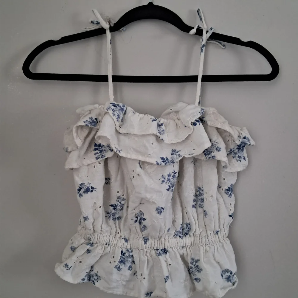 American Eagle AE Blue & White Floral Ruffle Women's Top - Picture 2 of 5